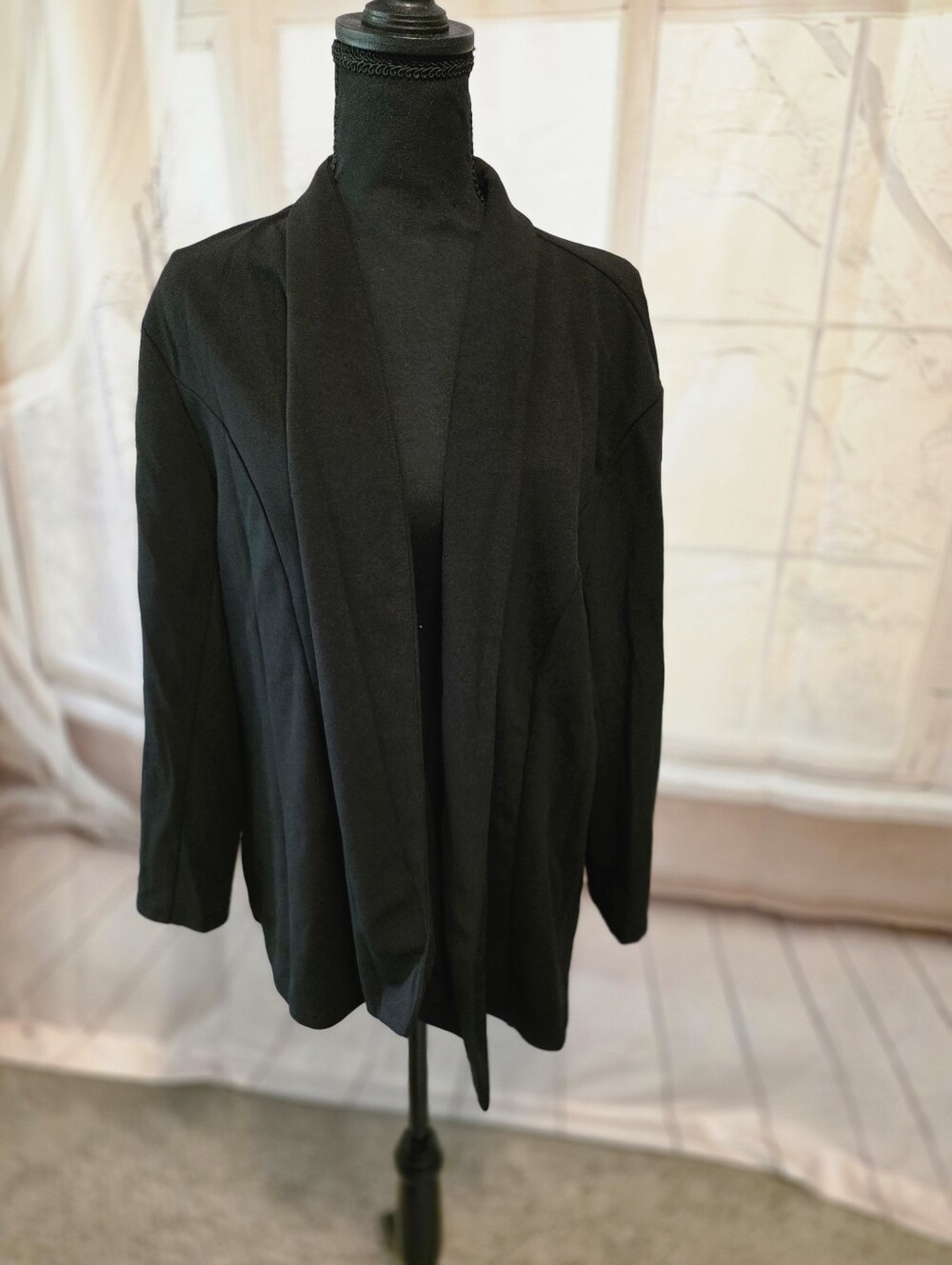 Kohl's Black Open-Front Blazer Jacket